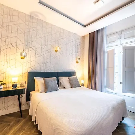 Bed & Breakfast Yolanda Boutique By Zzzing *