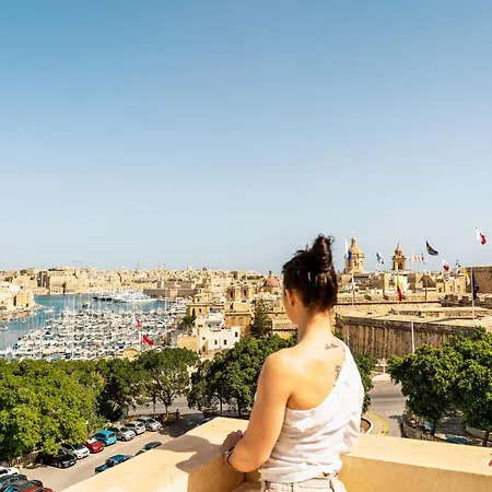 Yolanda Boutique By Zzzing Bed & Breakfast Birgu