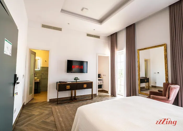 Yolanda Boutique By Zzzing Bed and Breakfast