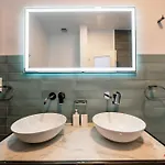 Bed and breakfast Yolanda Boutique By Zzzing 4*