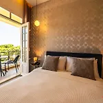 Yolanda Boutique By Zzzing Bed and breakfast 4*