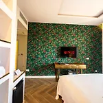 Yolanda Boutique By Zzzing Bed & Breakfast