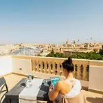 Yolanda Boutique By Zzzing Bed and breakfast Cospicua