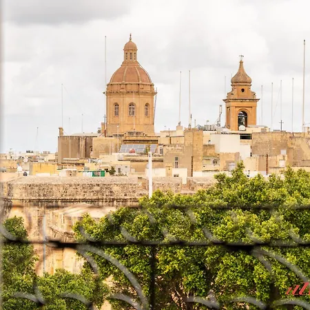 Yolanda Boutique By Zzzing B&B