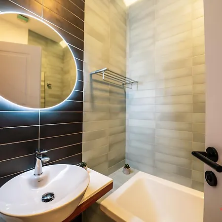 Yolanda Boutique By Zzzing Bed and breakfast