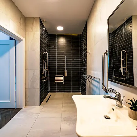 Yolanda Boutique By Zzzing B&B Cospicua