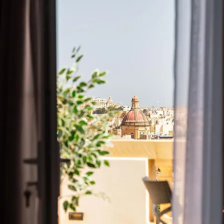 Bed and breakfast Yolanda Boutique By Zzzing 3*