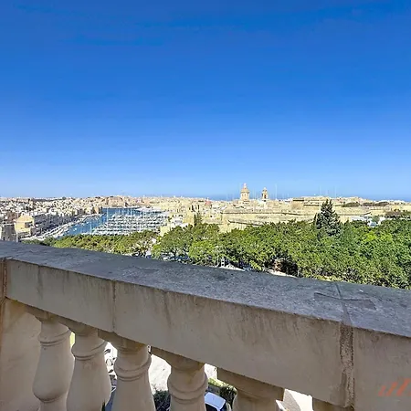 Yolanda Boutique By Zzzing Oda ve Kahvaltı 3*