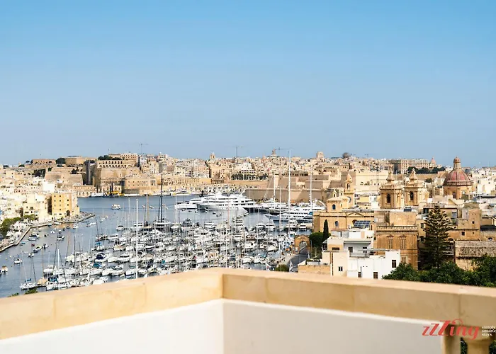 Yolanda Boutique By Zzzing Oda ve Kahvaltı Cospicua