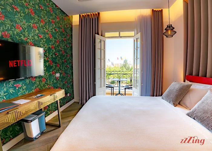 Yolanda Boutique By Zzzing Cospicua